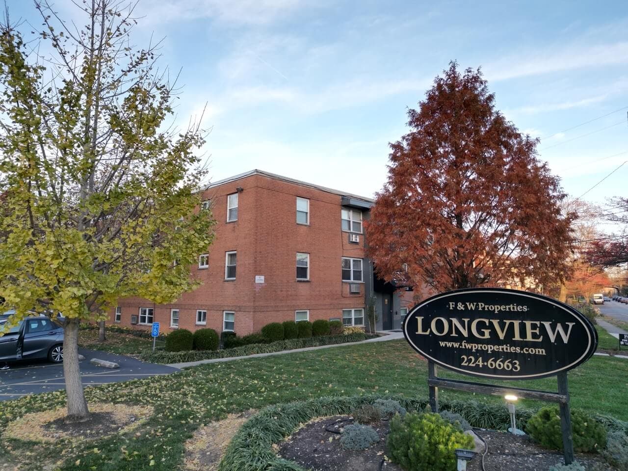 Long View Apartments in Woodland Park, Columbus